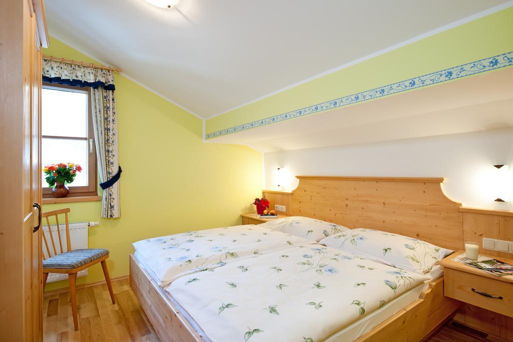 Brandebengut Villa Bad Hofgastein Oda fotoğraf